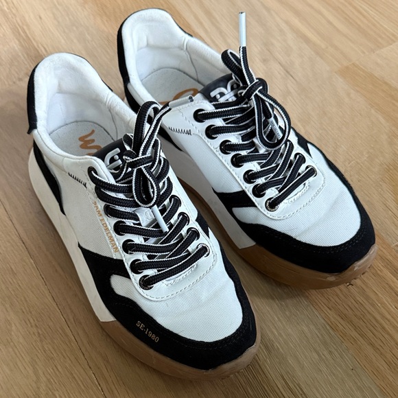 Sam Edelman Layla Sneakers - Picture 1 of 5